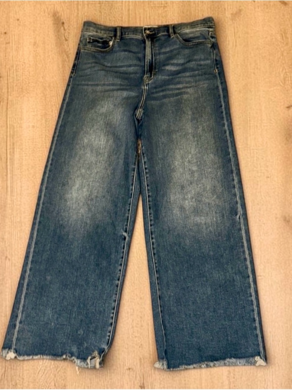 Hidden Los Angeles High Rise Wide Leg Jeans Size 32 Raw Hem Medium Wash Trendy